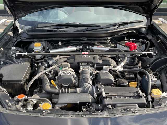 トヨタ ８６ GT 福岡県 2016(平28)年 6万km クリスタルブラックシリカ ・スマートキー/・プッシュスタート/・クルーズコントロール/・純正メモリナビ/　【DVD・Bluetooth・SD・MSV】/・フルセグTV/・ETC/・TRDエアロ/・TRD車高調/・Fタワーバー(TRD)/・Rタワーバー(CUSCO)/・TRD18インチアルミ/・LEDヘッドランプ/・フォグランプ/・純正マット/・保証書/取説