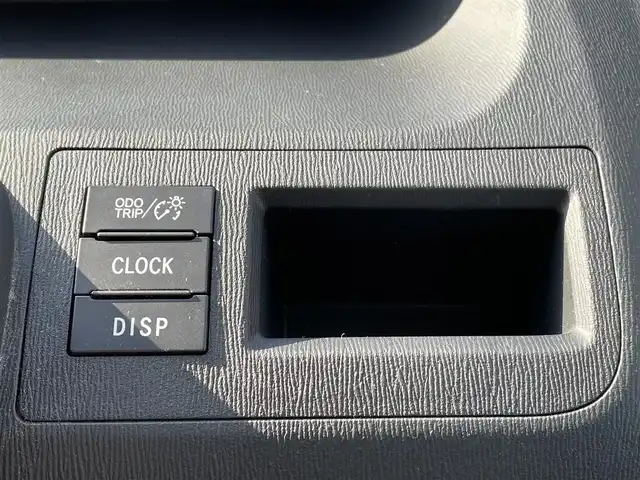 トヨタ ヴォクシー ZS 煌Z 岐阜県 2013(平25)年 7.3万km ブラック 4WD/両側パワースライドドア/フロントサイドエアロパーツ(モデリスタ)/ダブルオートエアコン/ウォークスルー/ナビ/【Bluetooth．CD.DVD.AM/FM】/GPS(ASSURA)/ETC/ドライブレコーダー/バックカメラ/ハーフレザーシート/純正フロアマット/センターデフロック/アルミホイール(VELVA)/スマートキー/保証書/取扱説明書/スペアキー