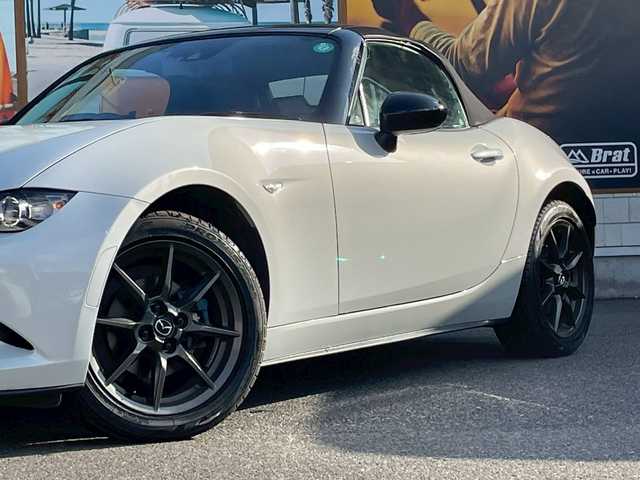 マツダ ロードスター S レザーパッケージ 宮崎県 2015(平27)年 6.2万km セラミックM ＢＯＳＥサウンド/メーカーナビ/バックカメラ/黒レザーシート/シートヒーター/ブラインドスポットモニター/レーンキープアシスト/パドルシフト/フルセグＴＶ　USB　AUX　Ｂｌｕｅｔｏｏｔｈ　ＤＶＤ再生/ＥＴＣ/純正フロアマット/プッシュスタート/スペアキー/取扱説明書/保証書