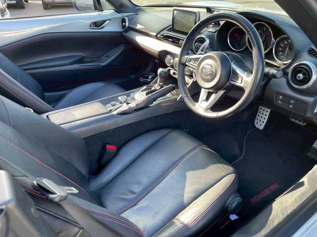マツダ ロードスター S レザーパッケージ 宮崎県 2015(平27)年 6.2万km セラミックM ＢＯＳＥサウンド/メーカーナビ/バックカメラ/黒レザーシート/シートヒーター/ブラインドスポットモニター/レーンキープアシスト/パドルシフト/フルセグＴＶ　USB　AUX　Ｂｌｕｅｔｏｏｔｈ　ＤＶＤ再生/ＥＴＣ/純正フロアマット/プッシュスタート/スペアキー/取扱説明書/保証書