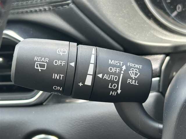 マツダ ＣＸ－８ XD ブラックトーンエディション 福岡県 2023(令5)年 1.4万km プラチナクォーツメタリック ワンオーナー/純正メーカーナビ（フルセグTV・AM・FM・Bluetooth）/全方位カメラ/3列シート/パワーシート/ヒートシーター/パワーバックドア/レーダークルーズコントロール/純正ドライブレコーダー/ワイヤレス充電(置くだけ充電）/ETC/TCS/WACエアコン/純正19インチアルミホイール/純正フロアマット/ウォークスルー/コーナーセンサー/LEDヘッドライト/オートライト/スマートキー×2本/USB入力端子/横滑り防止装置/盗難防止装置/カーテンエアバック/取扱説明書/保証書
