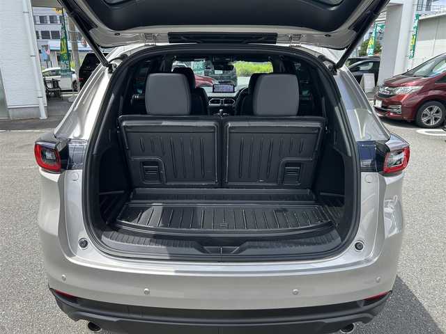 マツダ ＣＸ－８ XD ブラックトーンエディション 福岡県 2023(令5)年 1.4万km プラチナクォーツメタリック ワンオーナー/純正メーカーナビ（フルセグTV・AM・FM・Bluetooth）/全方位カメラ/3列シート/パワーシート/ヒートシーター/パワーバックドア/レーダークルーズコントロール/純正ドライブレコーダー/ワイヤレス充電(置くだけ充電）/ETC/TCS/WACエアコン/純正19インチアルミホイール/純正フロアマット/ウォークスルー/コーナーセンサー/LEDヘッドライト/オートライト/スマートキー×2本/USB入力端子/横滑り防止装置/盗難防止装置/カーテンエアバック/取扱説明書/保証書