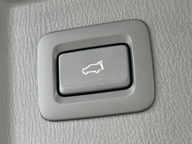 マツダ ＣＸ－８ XD ブラックトーンエディション 福岡県 2023(令5)年 1.4万km プラチナクォーツメタリック ワンオーナー　/純正ナビ　/全方位カメラ　/置くだけ充電　/ＥＴＣ　/ドラレコ　/レーダークルコン　/コーナーセンサー　/衝突軽減　/レーンキープ　/ＭＴモード付き　/ステアリングヒーター　/シートヒーター　/パワーバックドア