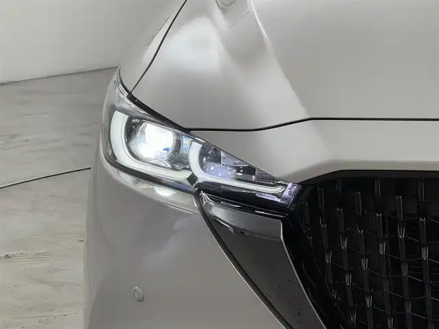 マツダ ＣＸ－８ XD ブラックトーンエディション 福岡県 2023(令5)年 1.4万km プラチナクォーツメタリック ワンオーナー　/純正ナビ　/全方位カメラ　/置くだけ充電　/ＥＴＣ　/ドラレコ　/レーダークルコン　/コーナーセンサー　/衝突軽減　/レーンキープ　/ＭＴモード付き　/ステアリングヒーター　/シートヒーター　/パワーバックドア