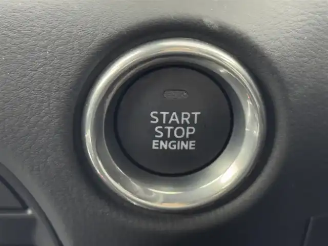 マツダ ＣＸ－８ XD ブラックトーンエディション 福岡県 2023(令5)年 1.4万km プラチナクォーツメタリック ワンオーナー　/純正ナビ　/全方位カメラ　/置くだけ充電　/ＥＴＣ　/ドラレコ　/レーダークルコン　/コーナーセンサー　/衝突軽減　/レーンキープ　/ＭＴモード付き　/ステアリングヒーター　/シートヒーター　/パワーバックドア