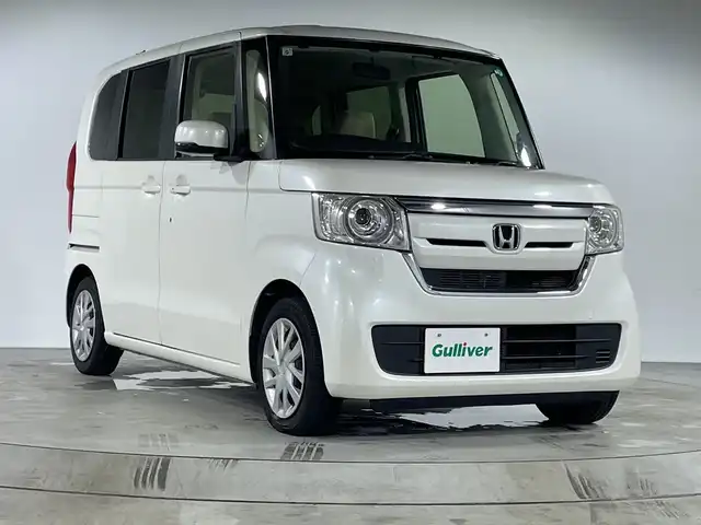 ホンダ Ｎ ＢＯＸ G 福岡県 2017(平29)年 5万km プレミアムホワイトパールⅡ 社外７型メモリーナビゲーション/フルセグテレビ/CD DVD BT/ベンチシート/スマートキー/プッシュスタートエンジン/スペアキー/LEDヘッドライト/純正フロアマット