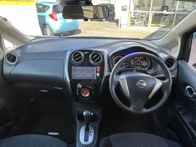 日産 ノート X DIG－S Vセレ +セーフ 宮城県 2014(平26)年 8万km ダークメタルグレー ・純正ナビ/(MM114D-W)/(フルセグTV/CD/iPod/AUX)/・バックカメラ/・アイドリングストップ/・電動格納ウィンカーミラー/・バイザー/・ETC/・ISOFIX/・フロアマット/・オートライト/・ライトレベライザー/・リアプライバシーガラス/・社外14インチアルミホイール/（G-Speed)/・Wエアバッグ/ABS/・横滑り防止装置/・レーンキープアシスト/・スマートキー/・プッシュスタート/・保証書/・取扱説明書