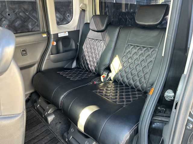 ダイハツ タント カスタム RS SA 大阪府 2014(平26)年 7.6万km ブラックマイカメタリック スマートアシスト　8型ナビ　CD　DVD　フルセグTV　USB　バックカメラ　両側パワースライドドア　ステアリングリモコン　LEDオートライト　フォグ　スマートキー　ウィンカーミラー　アイドリングストップ　ETC　シートカバー