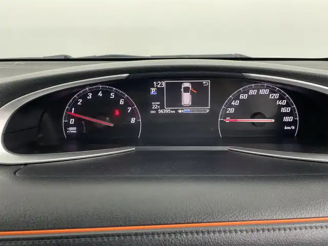 トヨタ シエンタ G 埼玉県 2016(平28)年 5.7万km ホワイトパールクリスタルシャイン 純正ナビ　NSZT-W64/(Bluetooth/CD/DVD/AM/FM)/地デジフルセグ/バックカメラ/ETC/両側パワースライドドア/アイドリングストップ/ステアリングリモコン/プッシュスタート/フロントフォグランプ/純正フロアマット/純正ドアバイザー/純正15インチアルミホイール/ダブルエアバッグ