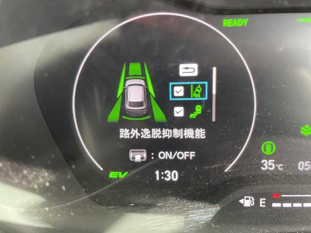 ホンダ ヴェゼル ハイブリッド e:HEV PLaY 愛知県 2021(令3)年 5.7万km サンドカーキパール ホンダセンシング/純正9型ディズプレイオーディオナビ/ガラスルーフ/ハーフレザー/レーダークルーズコントロール/シートヒーター/フルセグ/Bluetooth/バックカメラ/電動リアゲート/コーナーセンサー/純正アルミホイール/ETC2.0/ブラインドスポットモニター/LEDヘッドライト/パドルシフト/レーンキープアシスト/ダウンヒルアシストコントロール/オートマチックハイビーム/ワイヤレス充電器/ドライブレコーダー/ステアリングスイッチ/スマートキー/プッシュスタート