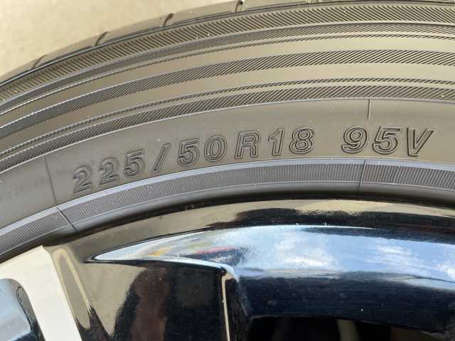ホンダ ヴェゼル ハイブリッド e:HEV PLaY 愛知県 2021(令3)年 5.7万km サンドカーキパール ホンダセンシング/純正9型ディズプレイオーディオナビ/ガラスルーフ/ハーフレザー/レーダークルーズコントロール/シートヒーター/フルセグ/Bluetooth/バックカメラ/電動リアゲート/コーナーセンサー/純正アルミホイール/ETC2.0/ブラインドスポットモニター/LEDヘッドライト/パドルシフト/レーンキープアシスト/ダウンヒルアシストコントロール/オートマチックハイビーム/ワイヤレス充電器/ドライブレコーダー/ステアリングスイッチ/スマートキー/プッシュスタート