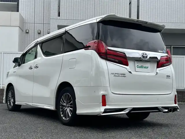 トヨタ アルファードハイブリット エグゼクティブ ラウンジ S 愛知県 2020(令2)年 9.9万km ホワイトパールクリスタルシャイン 純正メーカーオプション10型ナビ【Bluetooth　CD DVD SD USB】/JBLサウンドシステム/シーケンシャルウィンカー/全方位カメラ/ビルトインETC2.0/後席フリップダウンモニター/デジタルインナーミラー/ドライブレコーダー/両側パワースライドドア/トヨタセーフティセンス/・衝突軽減ブレーキ/・レーンキープアシスト/・オートマチックハイビーム/オートライト/LEDヘッドライト/フォグランプ/アダプティブクルーズコントロール/ブレーキホールド/ブラインドスポットモニター/リアクロストラフィックアラート/ロードサインアシスト/パーキングサポートブレーキ/ステアリングリモコン/ステアリングヒーター/全席シートヒーター/全席エアシート/全席パワーシート/AC100V/電動リアゲート/オート電動格納ドアミラー/ドアバイザー/純正フロアマット/純正アルミホイール/禁煙車