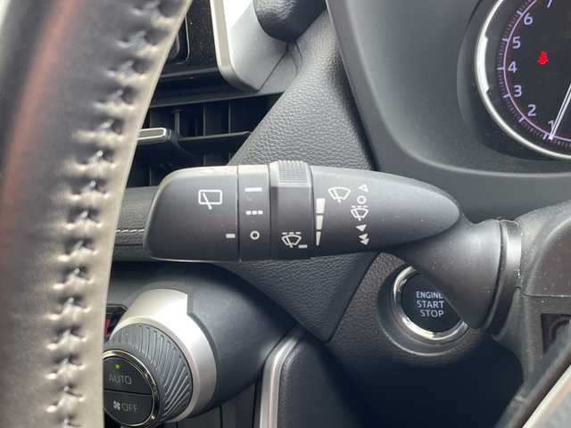 トヨタ ＲＡＶ４ G Zパッケージ 愛知県 2019(令1)年 5.4万km ホワイトパールクリスタルシャイン トヨタセーフティセンス/9型ナビ/レーダークルーズコントロール/バックカメラ/電動リアゲート/パワーシート/コーナーセンサー/純正アルミホイール/ＥＴＣ/ブラインドスポットモニター/LEDヘッドライト/ステアリングヒーター/インテリジェントミラー/レーンキープアシスト/ダウンヒルアシストコントロール/ドライブレコーダー/衝突軽減システム/フルセグ/CD DVD/Bluetooth/ステアリングスイッチ/スマートキー/プッシュスタート