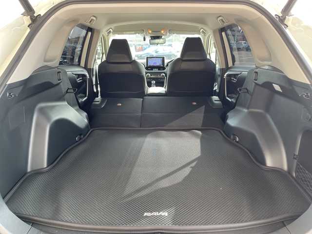 トヨタ ＲＡＶ４ G Zパッケージ 愛知県 2019(令1)年 5.4万km ホワイトパールクリスタルシャイン トヨタセーフティセンス/9型ナビ/レーダークルーズコントロール/バックカメラ/電動リアゲート/パワーシート/コーナーセンサー/純正アルミホイール/ＥＴＣ/ブラインドスポットモニター/LEDヘッドライト/ステアリングヒーター/インテリジェントミラー/レーンキープアシスト/ダウンヒルアシストコントロール/ドライブレコーダー/衝突軽減システム/フルセグ/CD DVD/Bluetooth/ステアリングスイッチ/スマートキー/プッシュスタート