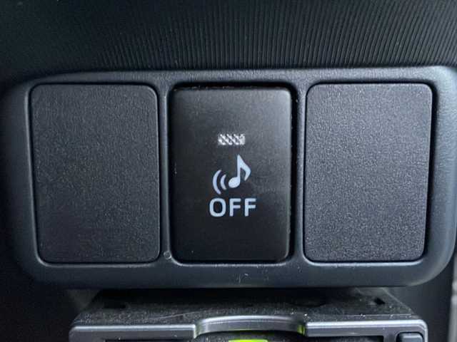 トヨタ アクア S 岩手県 2013(平25)年 10.3万km グレーメタリック 純正ナビ　バックカメラ　Ｂｌｕｅｔｏｏｔｈ　ＣＤ／ＤＶＤ再生　フルセグ　ＥＴＣ　フロントフォグランプ　オートライト　１５インチＡＷ　純正フロアマット　スマートキー　ステアリングスイッチ　ｉストップ