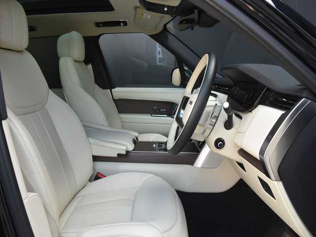 ランドローバー レンジローバー HSE 和歌山県 2023(令5)年 0.6万km 黒 革シート/全席パワーシート/シートヒーター/シートベンチレーション/電動サイドステップ/OP23インチAW/ガラスルーフ/カープレイ/ドラレコ