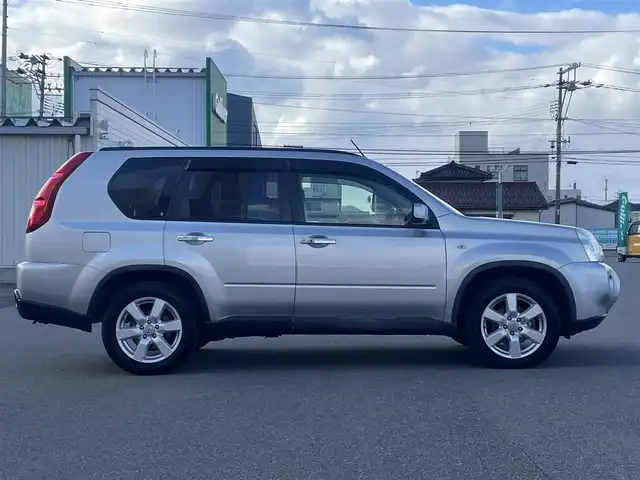 日産 エクストレイル 20GT 山形県 2008(平20)年 3.8万km ダイヤモンドシルバー 4WD/HDDナビ/　　【CD　DVD　ワンセグ】/バックカメラ/HIDオートライト/純正17インチアルミホイール/ターボ/寒冷地仕様/ルーフレール/純正フロアマット/ダウンヒルアシストコントロール/電動格納ミラー/リモコンキー/ETC