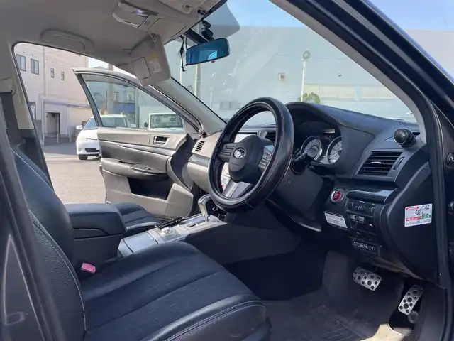 スバル レガシィ ツーリングワゴン 2．5i Sパッケージ 群馬県 2010(平22)年 11万km グラファイトグレーメタリック STIエアロ/クルーズコントロール/パドルシフト/ETC/ハーフレザーシート/前席パワーシート/電格ミラー/ドアバイザー/社外フロアマット/純正18インチアルミホイール