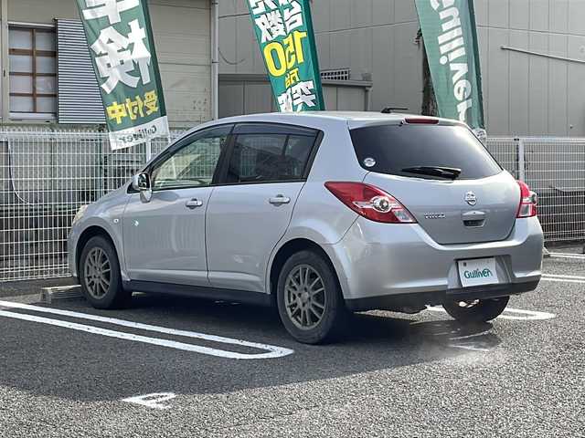 日産 ティーダ