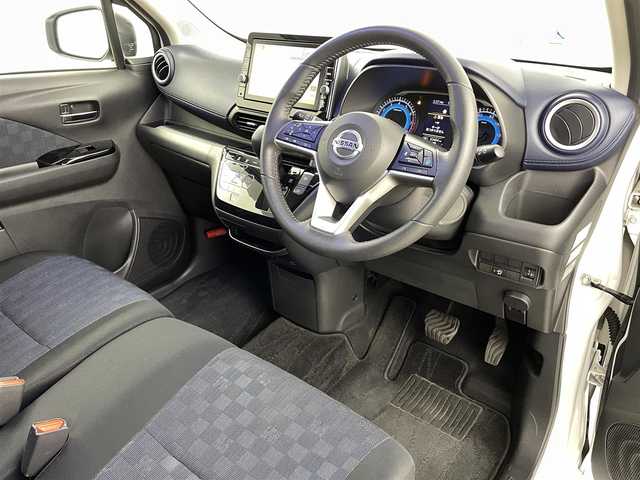 日産 デイズ HWS X プロパイロットED 福島県 2020(令2)年 6.3万km ホワイトパール プロパイロット/・エマージェンシーブレーキ/・車線逸脱警報/・車線逸脱防止支援/・ハンドル支援/・オートクルーズコントロール/・アラウンドビューモニター/純正9インチメモリナビ 型式:MM320D-L/  【CD/DVD/AM/FM/フルセグTV/Bluetooth】/・ステアリングスイッチ/ETC2.0/ドライブレコーダー/電子パーキング/・オートホールド機能/プッシュスタート/・スマートキー/オートLEDライト/純正フロアマット/電格ウィンカーミラー/純正14インチAW