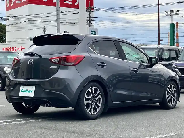 マツダ デミオ XD ブラックレザーリミテッド 静岡県 2016(平28)年 6.7万km メテオグレーマイカ スマートシティブレーキサポート/ブラインドスポットモニタリング/アクティブ・ドライビング・ディスプレイ/社外パイピング（Auto EXe)/車高調/6速MT/純正SDナビ/地デジTV/【DVD/CD再生機能　Bluetooth接続】/バックカメラ/ドライブレコーダー/ハーフレザーシート/前席シートヒーター/革巻きステアリング/ステアリングスイッチ/ETC/LEDヘッドライト/フォグライト/ウインカーミラー/純正16インチアルミホイル/サイド/カーテンエアバッグ/アドバンストキーレスエントリー