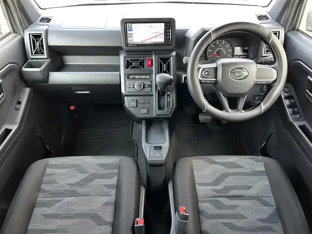 ダイハツ タフト X ターボ 新潟県 2022(令4)年 3.8万km レイクブルーメタリック 社外ナビ【BT/フルセグTV/FM・AM】/衝突軽減/バックカメラ/アイドリングストップ/コーナーセンサー　/ドライブレコーダー/横滑り防止/オートライト/プッシュスタート