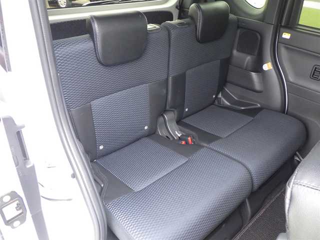 ダイハツ タント カスタム X 千葉県 2022(令4)年 3.1万km シャイニングホワイトパール スマートアシストIII/エコアイドル/両側パワースライドドア/社外SDナビ/地デジTV/【DVD/CD再生機能　Bluetooth接続】/ドライブレコーダー（前後撮影）【ZDR-016】/ステアリングスイッチ/ハーフレザーシート/前席シートヒーター/ETC/LEDヘッドライト/フォグライト/ウインカーミラー/コーナーセンサー/純正14インチアルミホイル/サイド/カーテンエアバッグ/キーフリーシステム