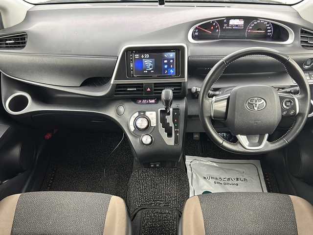 トヨタ シエンタ ファンベースG グランパー 宮城県 2019(令1)年 4.2万km ベージュ Toyota Safety Sense /・プリクラッシュセーフティ/・レーンディパーチャーアラート/・オートマチックハイビーム/カロッツェリアディスプレイオーディオ/ （FH-6500DVD）/・CD.DVD.Bluetooth/バックカメラ/ETC/両側パワースライドドア/革巻きステアリング/ステアリングスイッチ/プッシュスタート/スマートキー/アイドリングストップ/電動格納ミラー/ヘッドライト/純正フロアマット/純正ドアバイザー/純正ホイルキャップ/横滑り防止/ヘッドライトレベライザー
