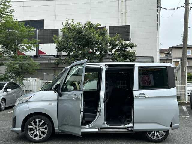 トヨタ ルーミー X S 熊本県 2018(平30)年 14万km ブライトシルバーM プッシュスタート/社外ナビ/バックカメラ/ETC/純正15インチAW/片側パワースライドドア/オートライト/横滑り防止装置/純正フロアマット/新車保証書/取扱説明書