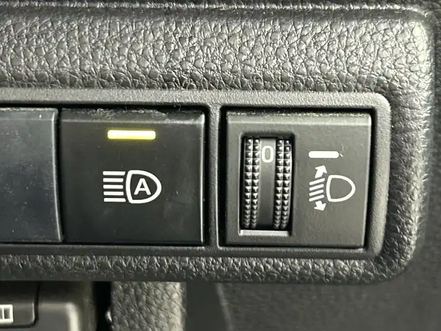 トヨタ カローラ スポーツ G Z 愛知県 2019(平31)年 7.9万km アティチュードブラックマイカ 禁煙車/6速MT/ワンオーナー/7インチナビ/（CD/DVD/Bluetooth/フルセグTV/USB)/バックカメラ/トヨタセーフティセンス/・プリクラッシュセーフティ/・レーダークルーズコントロール/・レーンディパーチャーアラート/・オートマチックハイビーム/・誤発進抑制機能/・ふらつき警報/ドライブレコーダー/ETC/純正18インチアルミホイール/LEDヘッドライト/フロントフォグランプ/オートライト/スマートキー/スペアキー有/プッシュスタート/横滑り防止装置/純正フロアマット