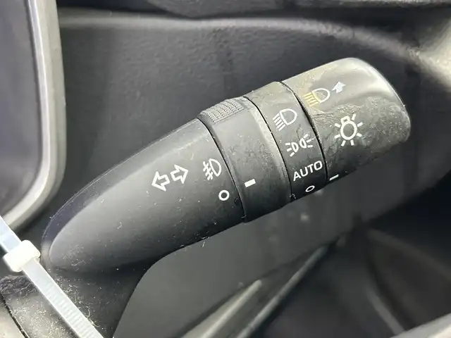 トヨタ カローラ スポーツ G Z 愛知県 2019(平31)年 7.9万km アティチュードブラックマイカ 禁煙車/6速MT/ワンオーナー/7インチナビ/（CD/DVD/Bluetooth/フルセグTV/USB)/バックカメラ/トヨタセーフティセンス/・プリクラッシュセーフティ/・レーダークルーズコントロール/・レーンディパーチャーアラート/・オートマチックハイビーム/・誤発進抑制機能/・ふらつき警報/ドライブレコーダー/ETC/純正18インチアルミホイール/LEDヘッドライト/フロントフォグランプ/オートライト/スマートキー/スペアキー有/プッシュスタート/横滑り防止装置/純正フロアマット