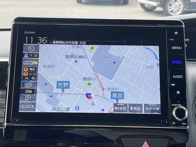 ホンダ Ｎ ＢＯＸ カスタム L ターボ 長野県 2022(令4)年 4万km プラチナホワイトパール 純正８インチSDナビ/BluetoothAudio/DVD再生可能/ビルトインETC/フルセグTV/バックカメラ/両側パワースライドドア/ハーフレザーシート/前席シートヒーター/革巻きステアリング/ステアリングスイッチ/ステアリングスイッチ/パドルシフト/ＭＴモード付ＡＴ/LEDヘッドランプ/フォグランプ/オートライト/スマートキー＆プッシュスタート/電動格納ミラー/純正15インチAW/純正フロアマット/W＋サイド＋カーテンエアバッグ/ＵＳＢ入力端子/ホンダセンシング/衝突軽減ブレーキ/誤発進抑制機能/後方誤発進抑制機能/路外逸脱抑制機能/車線維持支援システム/アダプティブクルーズコントロール/オートハイビーム/先行車発進お知らせ機能/歩行者事故低減ステアリング/標識認識機能/コーナーセンサー