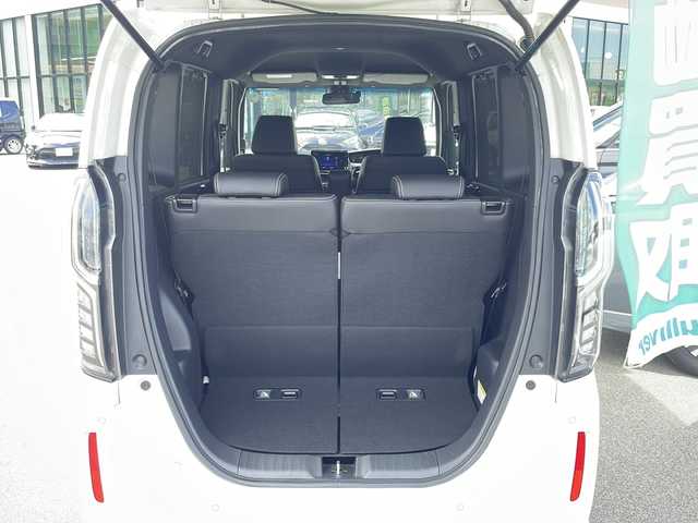 ホンダ Ｎ ＢＯＸ カスタム L ターボ 長野県 2022(令4)年 4万km プラチナホワイトパール 純正８インチSDナビ/BluetoothAudio/DVD再生可能/ビルトインETC/フルセグTV/バックカメラ/両側パワースライドドア/ハーフレザーシート/前席シートヒーター/革巻きステアリング/ステアリングスイッチ/ステアリングスイッチ/パドルシフト/ＭＴモード付ＡＴ/LEDヘッドランプ/フォグランプ/オートライト/スマートキー＆プッシュスタート/電動格納ミラー/純正15インチAW/純正フロアマット/W＋サイド＋カーテンエアバッグ/ＵＳＢ入力端子/ホンダセンシング/衝突軽減ブレーキ/誤発進抑制機能/後方誤発進抑制機能/路外逸脱抑制機能/車線維持支援システム/アダプティブクルーズコントロール/オートハイビーム/先行車発進お知らせ機能/歩行者事故低減ステアリング/標識認識機能/コーナーセンサー