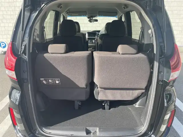 ホンダ フリード ハイブリット G ホンダセンシング 福岡県 2021(令3)年 5.9万km クリスタルブラックパール 社外7型SDナビ(フルセグTV/CD/DVD/BT)/ホンダセンシング/バックカメラ/ドラレコ/クルコン/両側パワスラ/ETC/シートヒーター/USB/スペアキー/プッシュスタート/スマートキー