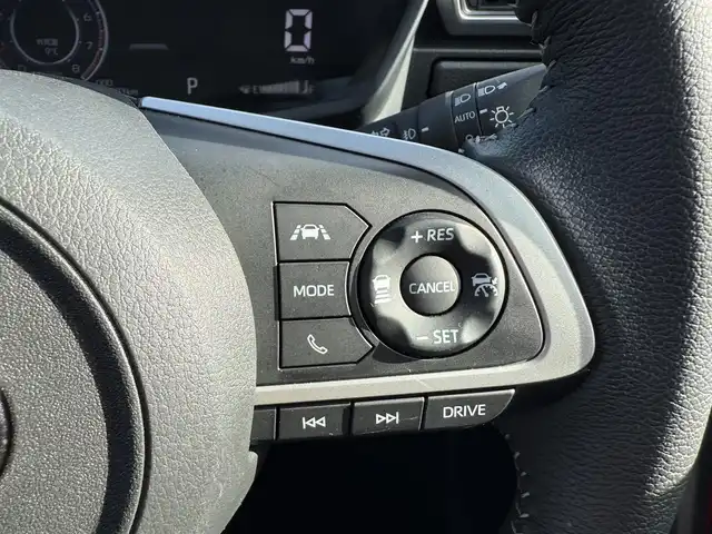 トヨタ ライズ Z 兵庫県 2025(令7)年 0.7万km パールホワイトⅢ 社外ナビ/バックモニター/純正17インチアルミホイール/ETC/両前席シートヒーター/LEDヘッドライト/フォグランプ(F/R)/オートハイビーム/レーダークルーズコントロール/電子パーキング＆オートホールド/Pセンサー