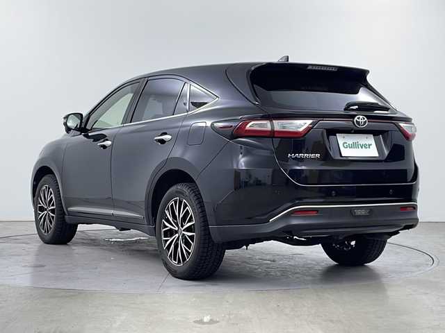 トヨタ ハリアー プレミアム スタイルノアール 道央・札幌 2020(令2)年 3.5万km ブラックマイカ ・4WD/・純正SDナビ/・CD/DVD/BT/フルセグTV/・パワーバックドア/・追従式クルーズコントロール/・LEDオートライト/・運転席パワーシート/・オートブレーキホールド/・寒冷地仕様/・車線逸脱警報/・横滑り防止装置/・衝突軽減システム/・バックカメラ/・コーナーセンサー/・エンジンスターター/・スマートキー×2/・社外アルミホイール/・純正フロアマット/・ETC/・アイドリングストップ