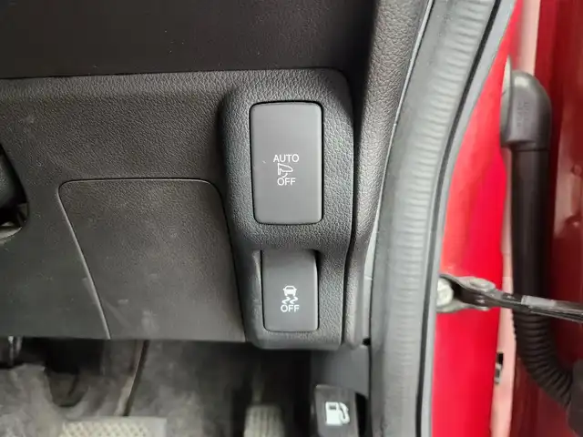 ホンダ Ｎ ＢＯＸ 2トーン カスタム SSパッケージ 愛知県 2016(平28)年 15.5万km 赤／黒 代車使用落札不可/純正メモリナビ/(Bluetooth・ワンセグテレビ・CD・DVD・AM・FM)/ETC/バックカメラ/ステアリングスイッチ/ラゲッジルームランプ/電動格納ミラー/フォグランプ/リアサンシェード/片側パワースライドドア/サイドビューサポートミラー/ウィンカーミラー/純正14インチオールブラックAW