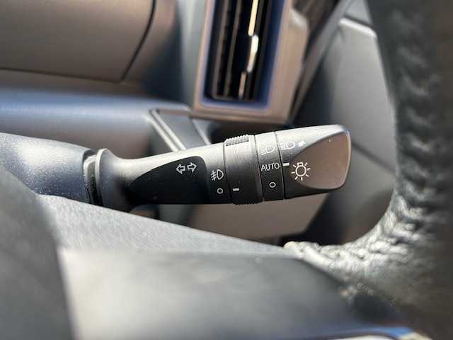 ダイハツ タント カスタム RS 東京都 2019(令1)年 5.3万km シャイニングホワイトパール 純正ナビ/(フルセグTV/CD/DVD/Bluetooth/SD)/純正ドラレコ(DRN-H70N)/ETC/両側パワースライドドア/全方位カメラ/スマートパノラマパーキングアシスト/ターボ/スペアキー3本/前席シートヒーター/純正アルミホイル/フロアマット/ステアリングスイッチ/取扱説明書/保証書