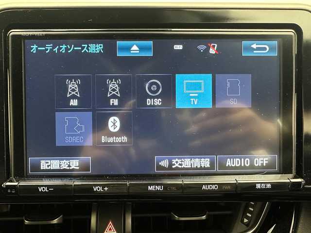 トヨタ Ｃ－ＨＲ G 兵庫県 2017(平29)年 3.5万km ホワイトパールクリスタルシャイン レーザーシート/シートヒーター/純正SDナビ＆フルセグTV/（BT＆SD＆FM＆AM）/TVキャンセラー/バックカメラ/ビルトインETC/純正ドライブレコーダー/コーナーセンサー/モデリスタエアロ/オートライト/LEDライト/LEDフォグランプ/純正１８inアルミホイール/スマートキー/プッシュスタート/スペアキー有り