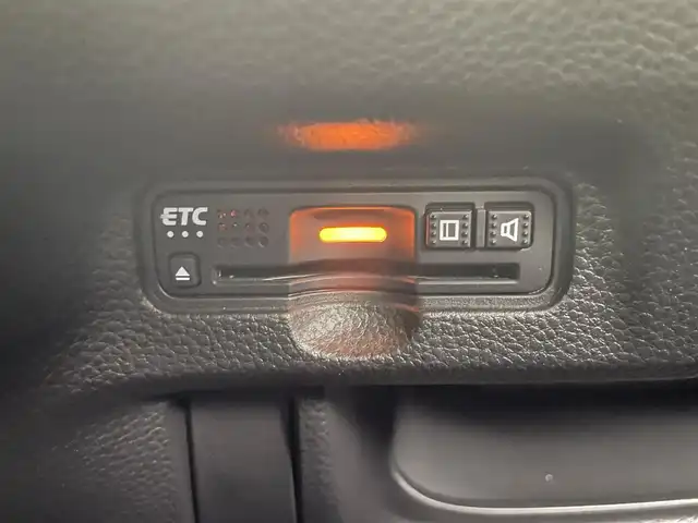 ホンダ Ｎ ＢＯＸ G L ホンダセンシング 岡山県 2018(平30)年 5.8万km クリスタルブラックパール 純正ナビ/【Bluetooth/フルセグTV/Carplay/CD/DVD】/型番:VXU-185NBi/バックカメラ/レーダークルーズコントロール/LEDヘッドライト/LEDフォグランプ/オートハイビーム/ビルトインETC/両側パワースライドドア/衝突軽減ブレーキシステム/純正フロアマット/プッシュスタート/純正１４インチアルミホイール/スマートキー×2