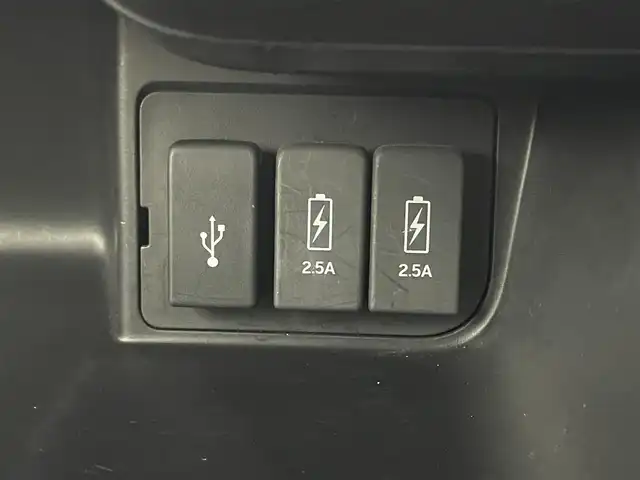 ホンダ Ｎ ＢＯＸ G L ホンダセンシング 岡山県 2018(平30)年 5.8万km クリスタルブラックパール 純正ナビ/【Bluetooth/フルセグTV/Carplay/CD/DVD】/型番:VXU-185NBi/バックカメラ/レーダークルーズコントロール/LEDヘッドライト/LEDフォグランプ/オートハイビーム/ビルトインETC/両側パワースライドドア/衝突軽減ブレーキシステム/純正フロアマット/プッシュスタート/純正１４インチアルミホイール/スマートキー×2