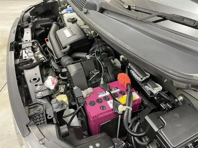 ホンダ Ｎ ＢＯＸ G L ホンダセンシング 岡山県 2018(平30)年 5.8万km クリスタルブラックパール 純正ナビ/【Bluetooth/フルセグTV/Carplay/CD/DVD】/型番:VXU-185NBi/バックカメラ/レーダークルーズコントロール/LEDヘッドライト/LEDフォグランプ/オートハイビーム/ビルトインETC/両側パワースライドドア/衝突軽減ブレーキシステム/純正フロアマット/プッシュスタート/純正１４インチアルミホイール/スマートキー×2