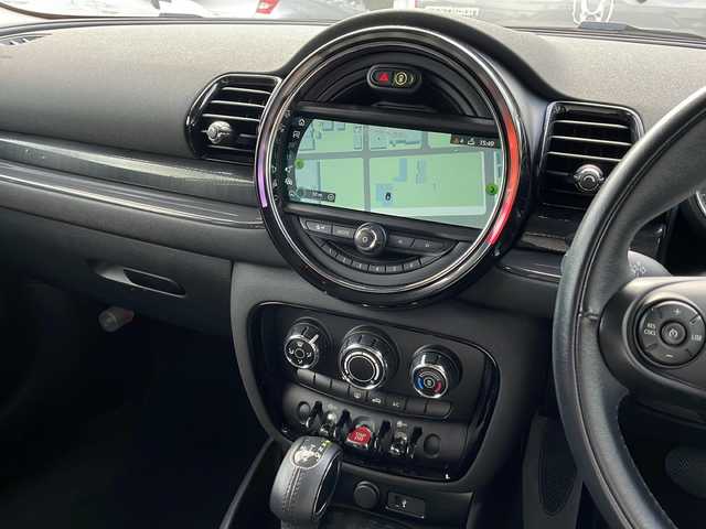 ＭＩＮＩ ミニ クラブマン ワン 東京都 2019(平31)年 3.3万km ペッパー・ホワイト 純正HDDナビ/（BT/FM/AM）/クルーズコントロール/インテリジェントセーフティ/バックカメラ/LEDライト/オートライト/スマートキー×２/ドライブレコーダー/ETC/純正１６インチアルミ