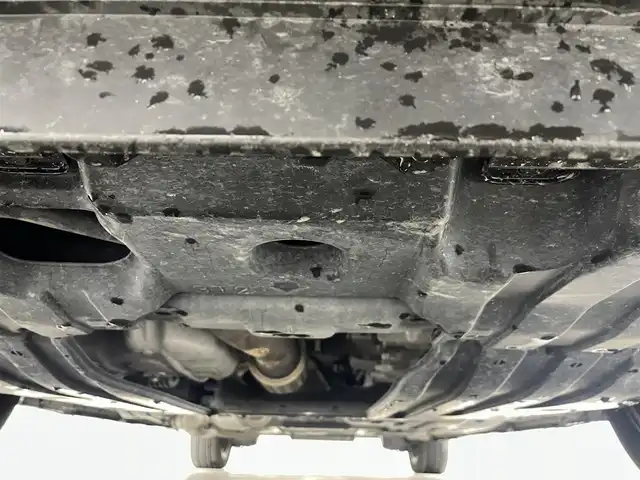 ホンダ ステップワゴン スパーダ eHEV プレミアムライン 福島県 2022(令4)年 5.2万km クリスタルブラックパール ホンダセンシング/・衝突軽減ブレーキ（CMBS）/・誤発進抑制機能/・後方誤発進抑制機能/・近距離衝突軽減ブレーキ/・歩行者事故低減ステアリング/・路外逸脱抑制機能/・アダプティブクルーズコントロール（ACC）/・車線維持支援システム（LKAS）/・トラフィックジャムアシスト(渋滞運転支援機能）/・先行車発進お知らせ機能/・標識認識機能/・アダプティブドライビングビーム/・パーキングセンサーシステム/・後退出庫サポート/・急アクセル抑制機能/純正11.4インチナビ/・フルセグ/CD/DVD/USB/BT/FM/AM/・マルチビューカメラシステム/・ETC/前後ドライブレコーダー/両側パワースライドドア/電動リアゲート/革巻きステアリング/・パドルシフト/・ステアリングスイッチ/ハーフレザーシート/・前席シートヒーター/オットマン/ＬＥＤヘッドライト/・フォグランプ/・オートライト/電動パーキングブレーキ/・オートブレーキホールド/電動格納ミラー/・ウィンカーミラー/スマートキー/・プッシュスタート/純正ラバーマット/ドアバイザー/純正17インチＡＷ