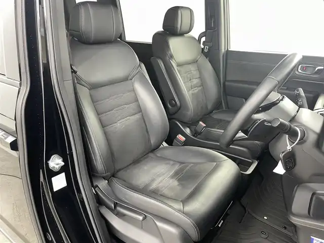 ホンダ ステップワゴン スパーダ eHEV プレミアムライン 福島県 2022(令4)年 5.2万km クリスタルブラックパール ホンダセンシング/・衝突軽減ブレーキ（CMBS）/・誤発進抑制機能/・後方誤発進抑制機能/・近距離衝突軽減ブレーキ/・歩行者事故低減ステアリング/・路外逸脱抑制機能/・アダプティブクルーズコントロール（ACC）/・車線維持支援システム（LKAS）/・トラフィックジャムアシスト(渋滞運転支援機能）/・先行車発進お知らせ機能/・標識認識機能/・アダプティブドライビングビーム/・パーキングセンサーシステム/・後退出庫サポート/・急アクセル抑制機能/純正11.4インチナビ/・フルセグ/CD/DVD/USB/BT/FM/AM/・マルチビューカメラシステム/・ETC/前後ドライブレコーダー/両側パワースライドドア/電動リアゲート/革巻きステアリング/・パドルシフト/・ステアリングスイッチ/ハーフレザーシート/・前席シートヒーター/オットマン/ＬＥＤヘッドライト/・フォグランプ/・オートライト/電動パーキングブレーキ/・オートブレーキホールド/電動格納ミラー/・ウィンカーミラー/スマートキー/・プッシュスタート/純正ラバーマット/ドアバイザー/純正17インチＡＷ