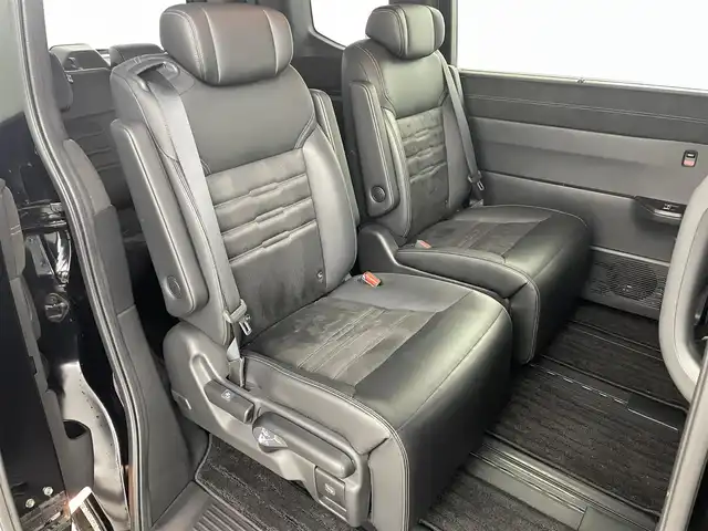 ホンダ ステップワゴン スパーダ eHEV プレミアムライン 福島県 2022(令4)年 5.2万km クリスタルブラックパール ホンダセンシング/・衝突軽減ブレーキ（CMBS）/・誤発進抑制機能/・後方誤発進抑制機能/・近距離衝突軽減ブレーキ/・歩行者事故低減ステアリング/・路外逸脱抑制機能/・アダプティブクルーズコントロール（ACC）/・車線維持支援システム（LKAS）/・トラフィックジャムアシスト(渋滞運転支援機能）/・先行車発進お知らせ機能/・標識認識機能/・アダプティブドライビングビーム/・パーキングセンサーシステム/・後退出庫サポート/・急アクセル抑制機能/純正11.4インチナビ/・フルセグ/CD/DVD/USB/BT/FM/AM/・マルチビューカメラシステム/・ETC/前後ドライブレコーダー/両側パワースライドドア/電動リアゲート/革巻きステアリング/・パドルシフト/・ステアリングスイッチ/ハーフレザーシート/・前席シートヒーター/オットマン/ＬＥＤヘッドライト/・フォグランプ/・オートライト/電動パーキングブレーキ/・オートブレーキホールド/電動格納ミラー/・ウィンカーミラー/スマートキー/・プッシュスタート/純正ラバーマット/ドアバイザー/純正17インチＡＷ