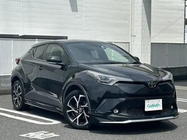 トヨタ Ｃ－ＨＲ G－T 群馬県 2018(平30)年 4.4万km ブラックマイカ 4WD/寒冷地仕様車/純正SDナビ（FM・AM/CD・DVD/Bluetooth）/フルセグTV/バックカメラ/ビルトインETC/純正ドライブレコーダー（前方）/プリクラッシュ/横滑り防止装置/レーンキープアシスト/パーキングセンサー/レーダークルーズコントロール/BSM/レザーシート/シートヒーター（D/N席）/純正フロアマット/オートライト/オートハイビーム/LEDヘッドライト/ガナドール4本だしマフラー/モデリスタフルエアロ/純正18インチアルミホイール/プッシュスタート/スマートキー/取扱説明書/保証書/記録簿