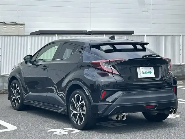 トヨタ Ｃ－ＨＲ G－T 群馬県 2018(平30)年 4.4万km ブラックマイカ 4WD/寒冷地仕様車/純正SDナビ（FM・AM/CD・DVD/Bluetooth）/フルセグTV/バックカメラ/ビルトインETC/純正ドライブレコーダー（前方）/プリクラッシュ/横滑り防止装置/レーンキープアシスト/パーキングセンサー/レーダークルーズコントロール/BSM/レザーシート/シートヒーター（D/N席）/純正フロアマット/オートライト/オートハイビーム/LEDヘッドライト/ガナドール4本だしマフラー/モデリスタフルエアロ/純正18インチアルミホイール/プッシュスタート/スマートキー/取扱説明書/保証書/記録簿