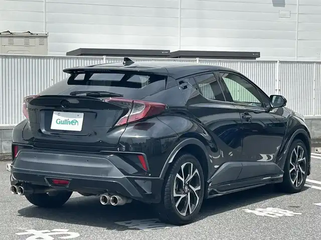 トヨタ Ｃ－ＨＲ G－T 群馬県 2018(平30)年 4.4万km ブラックマイカ 4WD/寒冷地仕様車/純正SDナビ（FM・AM/CD・DVD/Bluetooth）/フルセグTV/バックカメラ/ビルトインETC/純正ドライブレコーダー（前方）/プリクラッシュ/横滑り防止装置/レーンキープアシスト/パーキングセンサー/レーダークルーズコントロール/BSM/レザーシート/シートヒーター（D/N席）/純正フロアマット/オートライト/オートハイビーム/LEDヘッドライト/ガナドール4本だしマフラー/モデリスタフルエアロ/純正18インチアルミホイール/プッシュスタート/スマートキー/取扱説明書/保証書/記録簿
