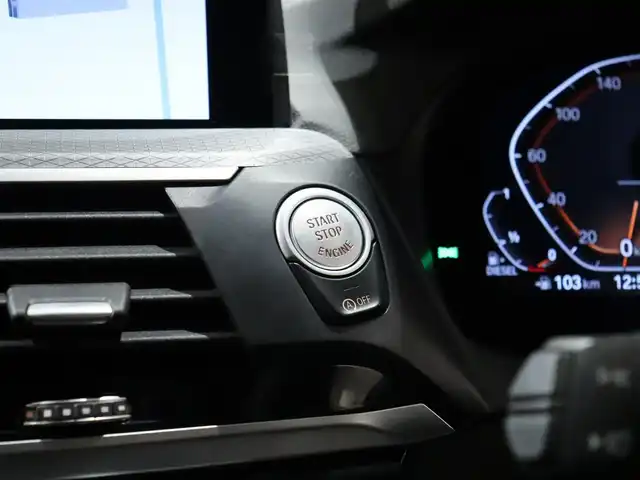ＢＭＷ Ｘ３ xDrive20d Mスポーツ 静岡県 2021(令3)年 3.7万km サファイアブラックP 1オーナー /ACC　LKA　BSM　/ナビ TV BT 360°カメラ /ハーフレザーシートヒーター /パワーバックドア /ヘッドアップディスプレイ /スマートキーX2 /ワイヤレス充電/F、Rドラレコ/オートハイビーム /ドアバイザー /保証書、取説